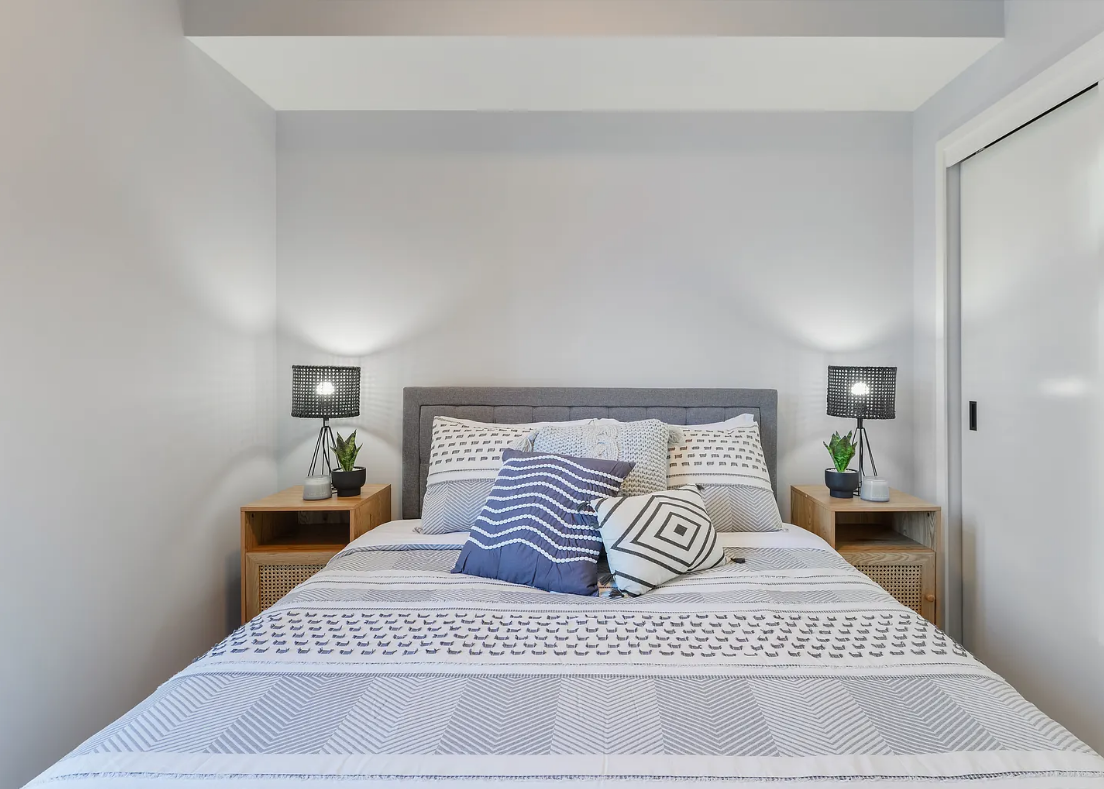 Modern Studio & 1-2 Bedroom Apartments at 11141 84th Ave NW – Prime Garneau, Edmonton