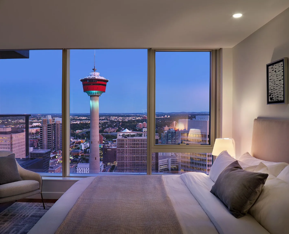 Furnished 2-Bedroom Apartment at 655 Centre St SW – Downtown Calgary Living