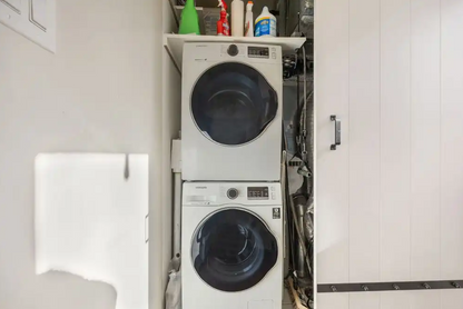 Furnished Corner Townhouse in Liberty Village — Private Rooftop Patio & Modern Living