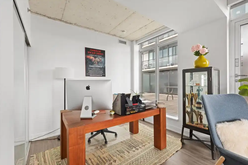 Furnished Condo in Toronto — Stunning Water Views & Entire Floor Suite