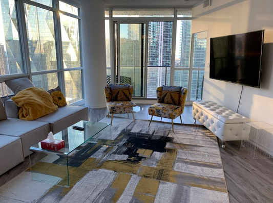 High-End Furnished Condo in Maple Leaf Square — City Views & Luxury Amenities