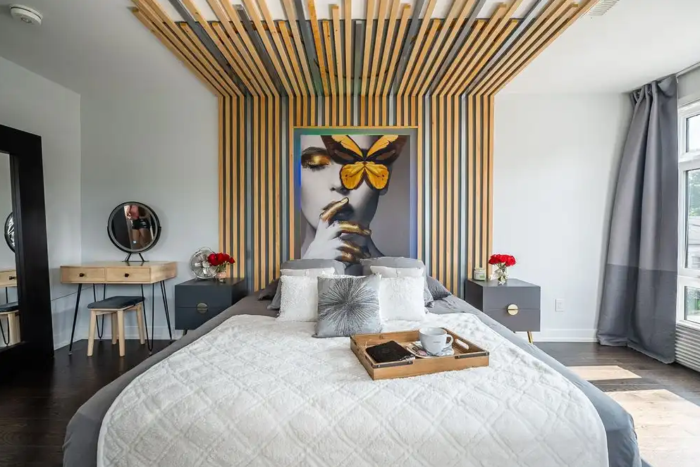 Stylish 3-Story Furnished Detached Home in York — Balcony, Terrace & Prime Location