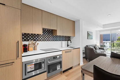 Elegant Furnished Condo in Toronto — City Views & Private Rooftop Patio