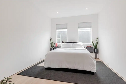 Gorgeous Furnished Townhouse in Queen West — Private Patio & Stylish Design