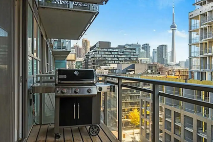 Luxurious Furnished Downtown Condo — Private Balcony & Fashion District Living