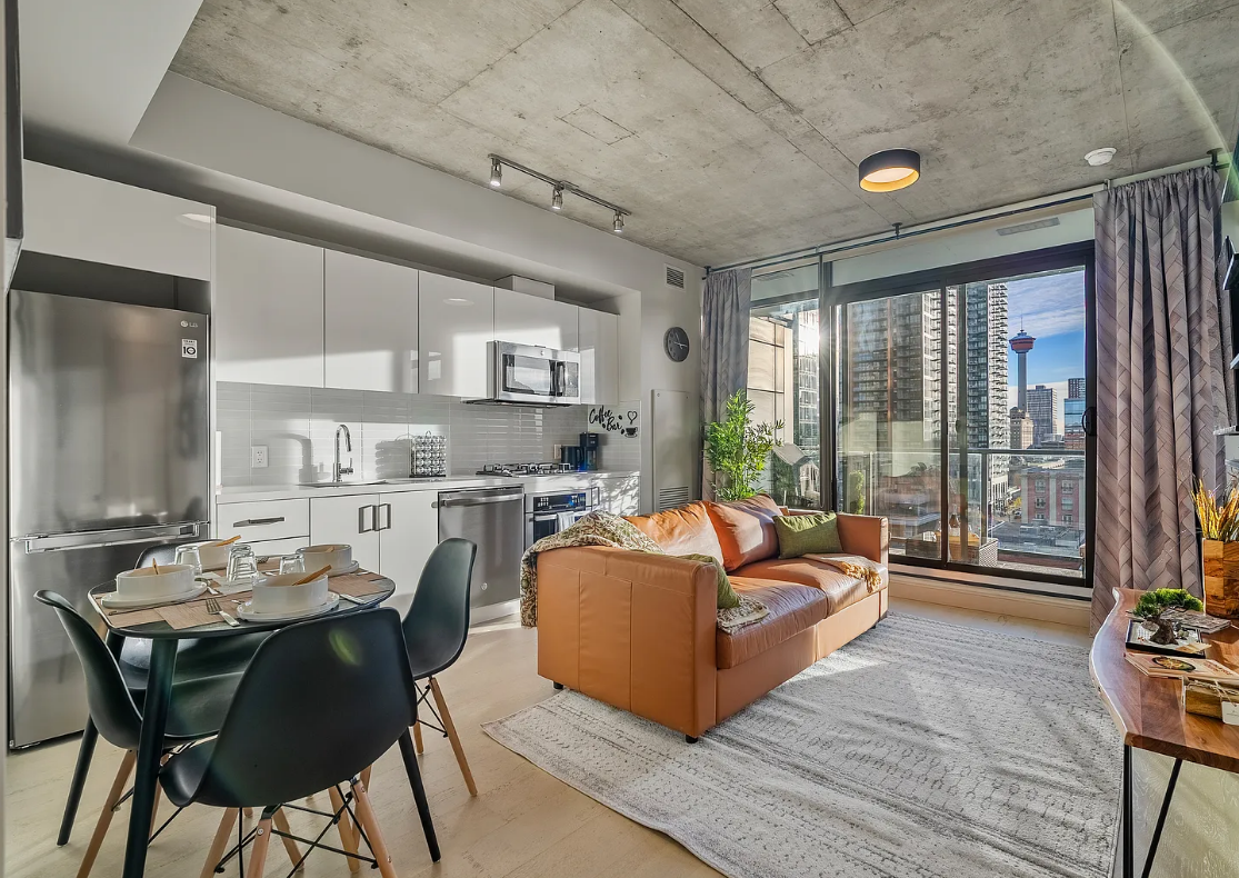 Spacious 2-Bedroom Apartment in the Heart of Beltline, Calgary