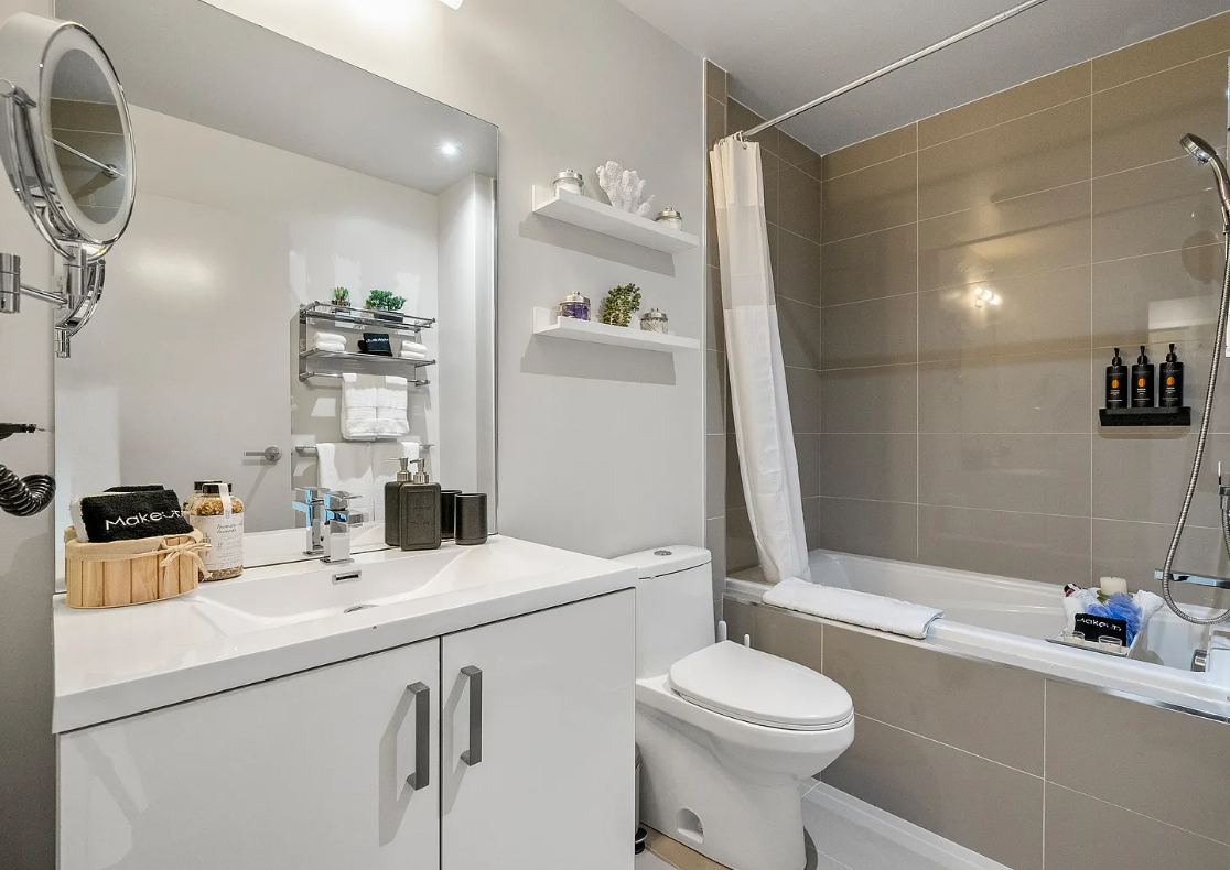 Spacious 2-Bedroom Apartment in the Heart of Beltline, Calgary