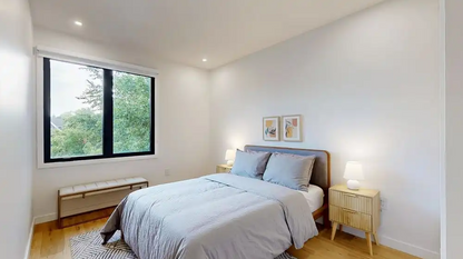 Luxurious Furnished House in Toronto — City Views & Private Rooftop Patio